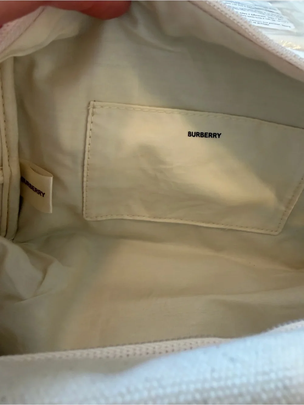 Burberry Cream Cosmic/Beauty Bag GWP item NWOT